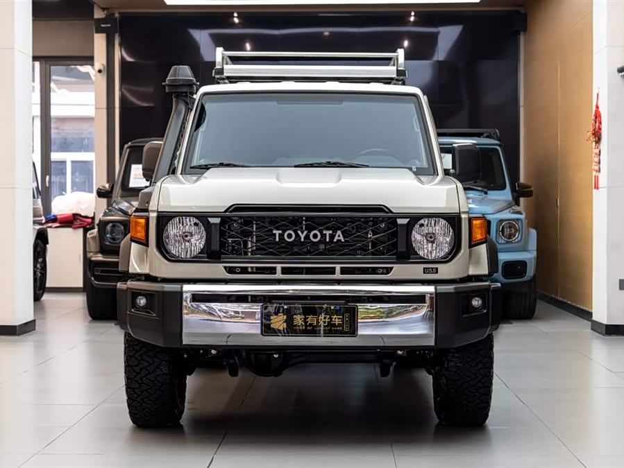 Toyota 2025 car image #3