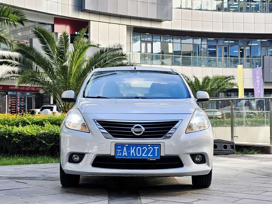 Nissan Sunny 2011 #3 Nissan Sunny 2011 car image #3