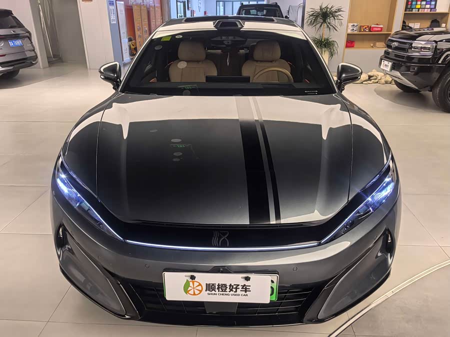 BYD HanL 2025 car image #3