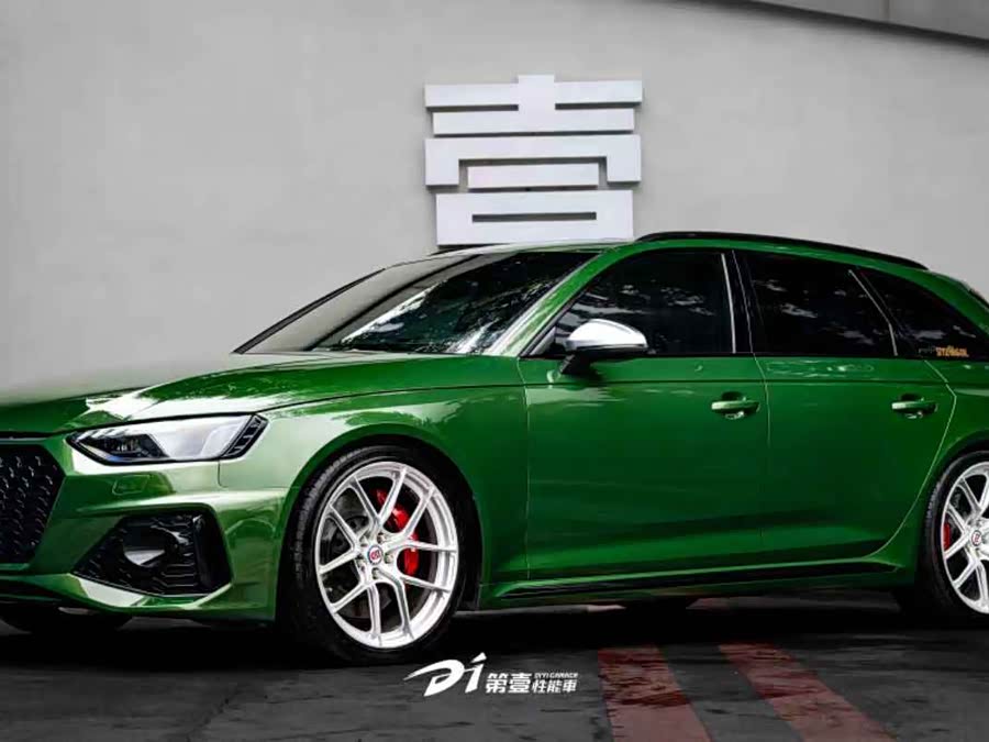 Audi RS 4 2020 immagine di auto #3