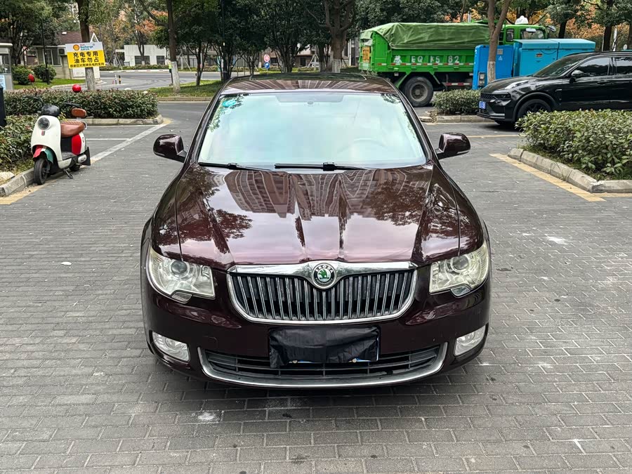 Skoda Superb 2012 image de voiture #3