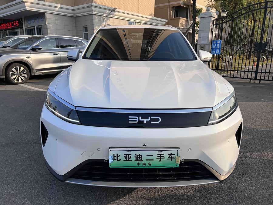 BYD Sea Lion 05 DM-i 2025 #3 BYD Sea Lion 05 DM-i 2025 car image #3