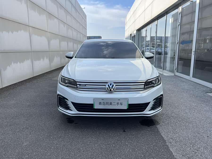 Volkswagen Bora Pure Electric 2019 صورة سيارة #3