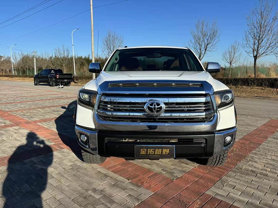 Toyota Tundra 2016 immagine di auto #3