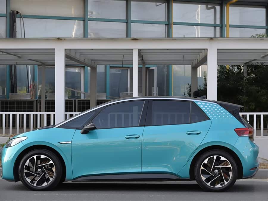 Volkswagen ID.3 2021 immagine di auto #3