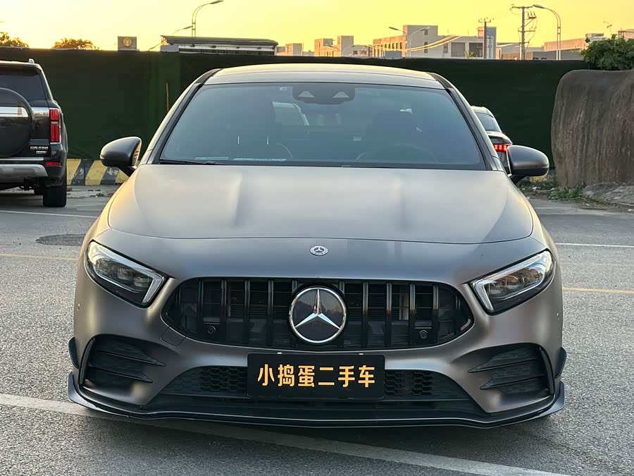 Mercedes-Benz 2020 car image #3