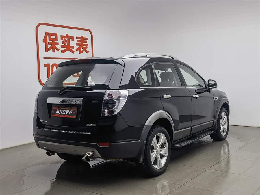 Chevrolet Captiva 2012 car image #3