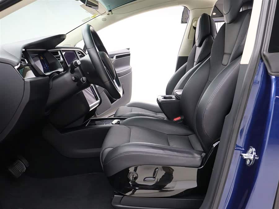 Tesla Model X 2017 car image #3