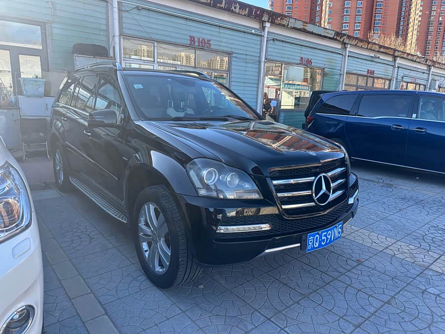 Mercedes-Benz GL Class 2012 car image #3