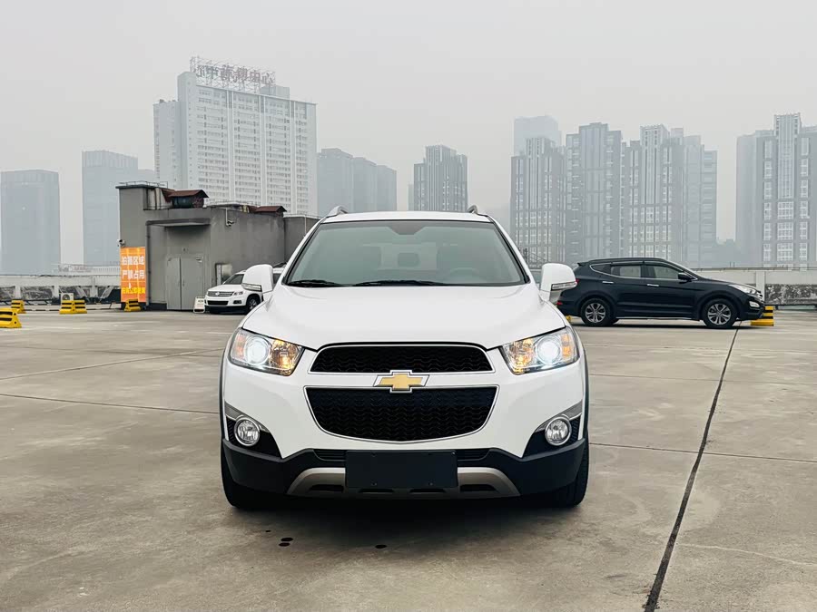 Chevrolet Captiva 2015 immagine di auto #3