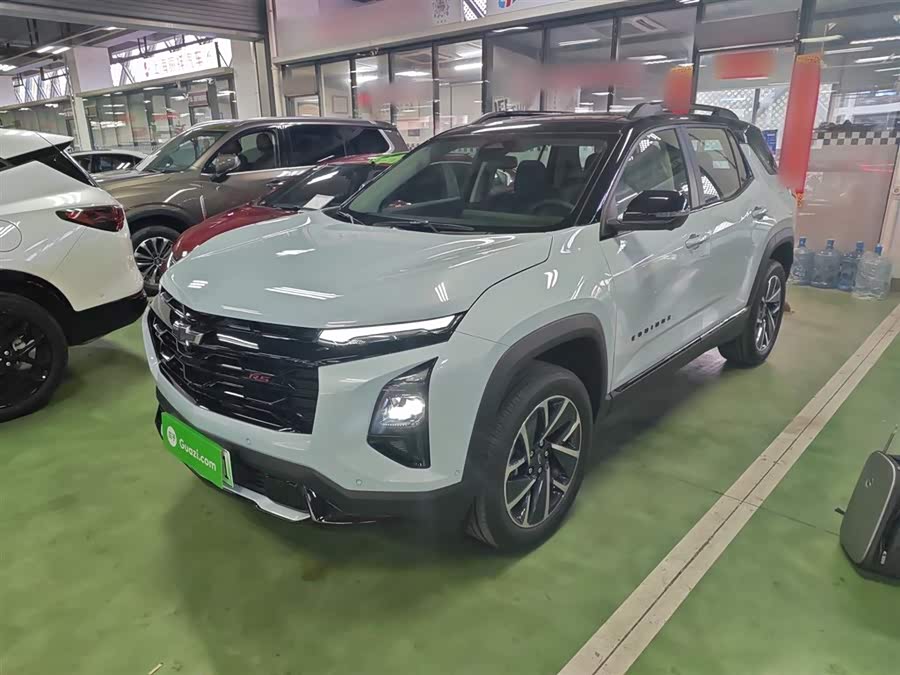 Chevrolet Equinox Plus 2025 car image #3