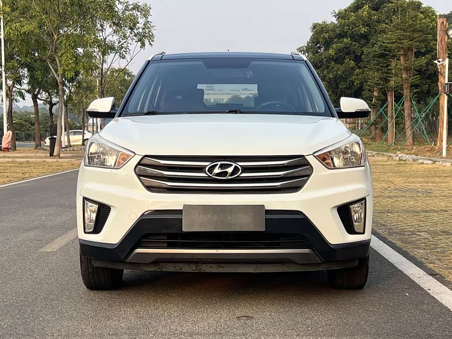 Hyundai ix25 2015 car image #3