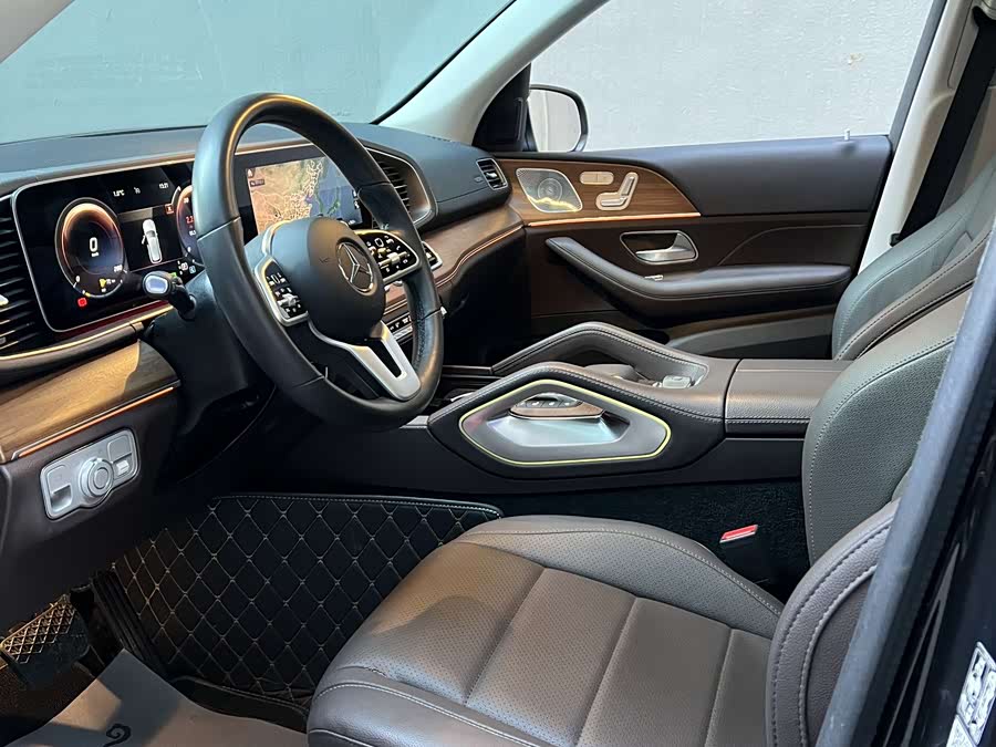 Mercedes-Benz GLE Class New Energy 2021 car image #3