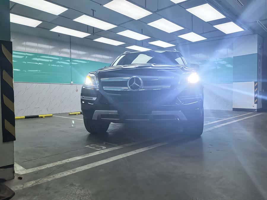 Mercedes-Benz GL Class 2015 #3 Mercedes-Benz GL Class 2015 car image #3