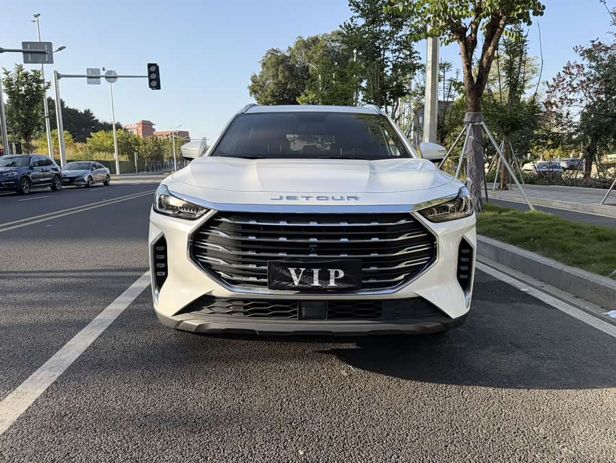 Jetour X70 PLUS 2022 car image #3