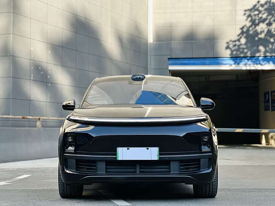 Li L9 2025 image de voiture #3
