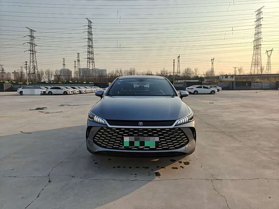 BYD Qin Plus 2025 صورة سيارة #3