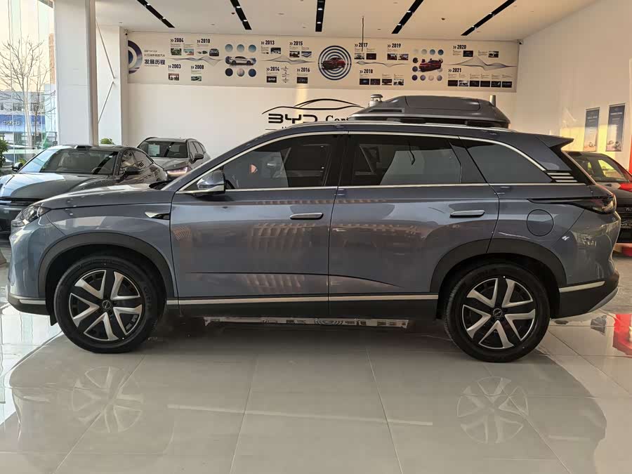 BYD Sea Lion 07 DM-i 2025 car image #3