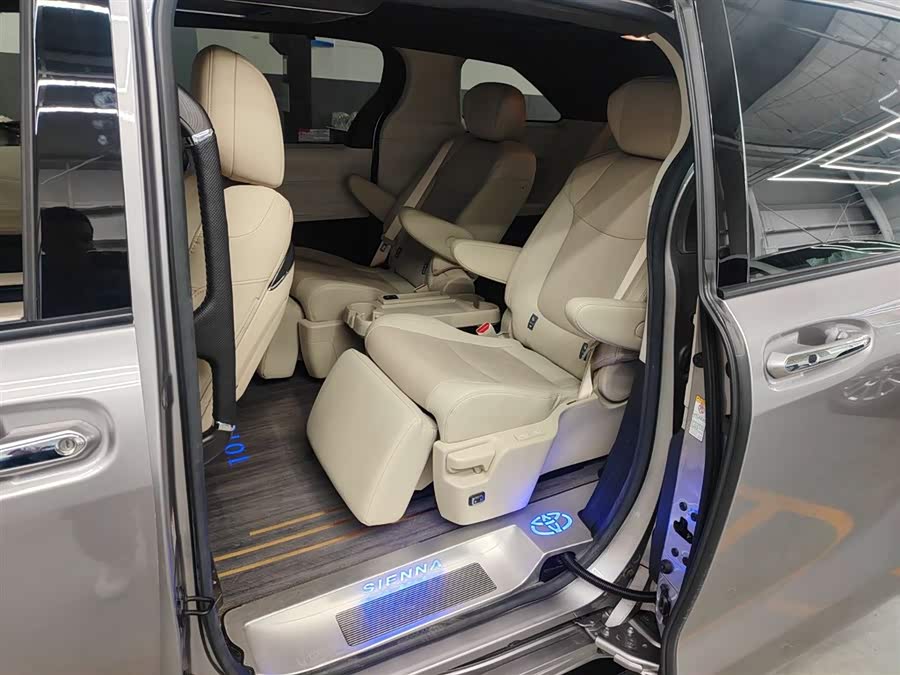 丰田 赛那SIENNA 2022 #3 丰田 赛那SIENNA 2022 汽车图片 #3