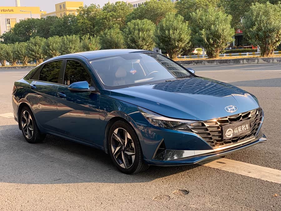 Hyundai Elantra 2020 immagine di auto #3