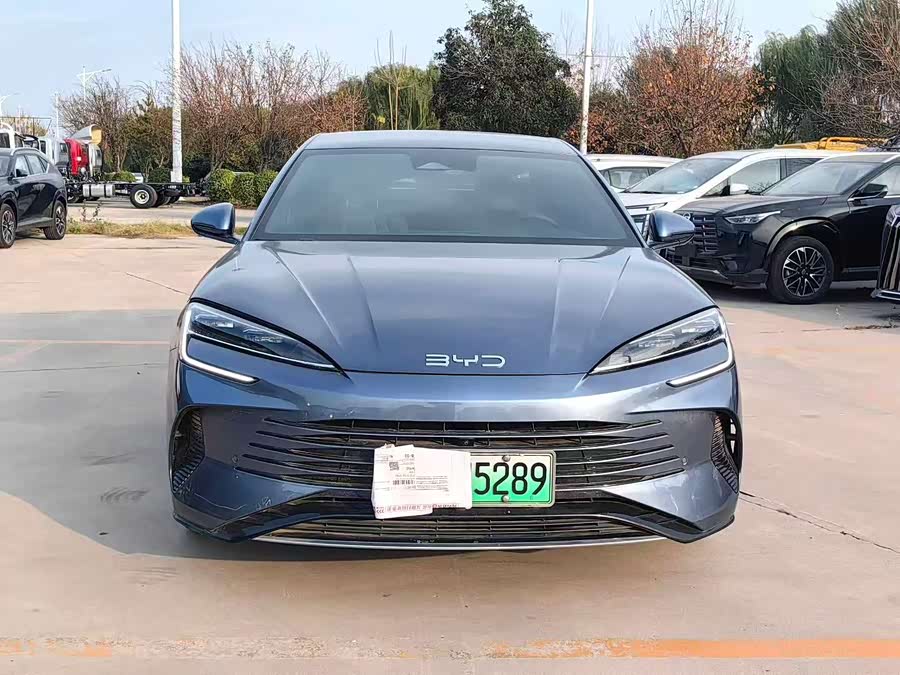 BYD Seal 07 DM-i 2025 car image #3