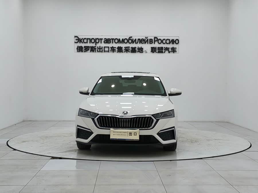 Skoda Octavia 2022 car image #3