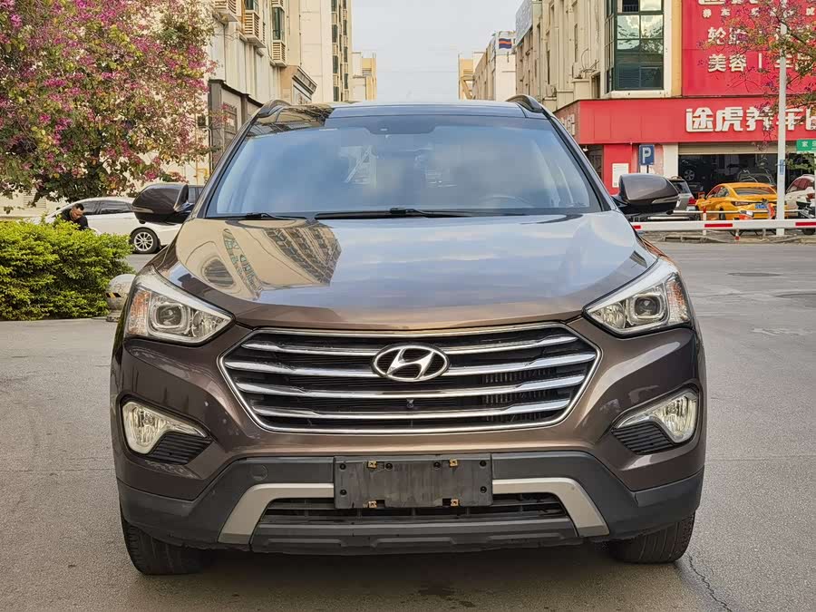 Hyundai Grand Santa Fe 2015 #3 Hyundai Grand Santa Fe 2015 car image #3