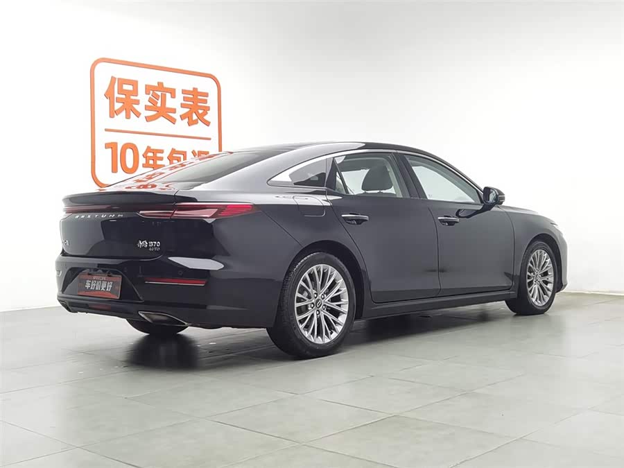 2023 car image #3