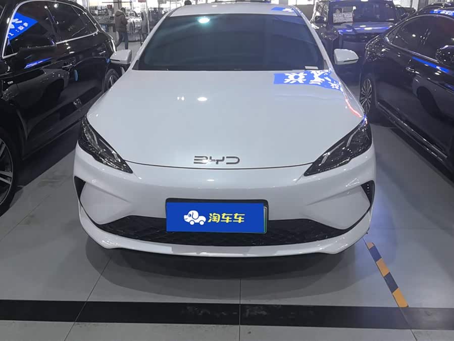BYD Seal 05 DM-i 2025 car image #3