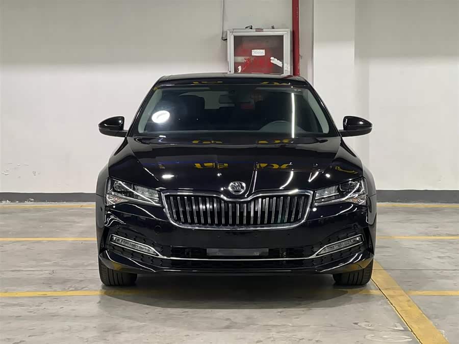 Skoda Superb 2021 #3 Skoda Superb 2021 car image #3