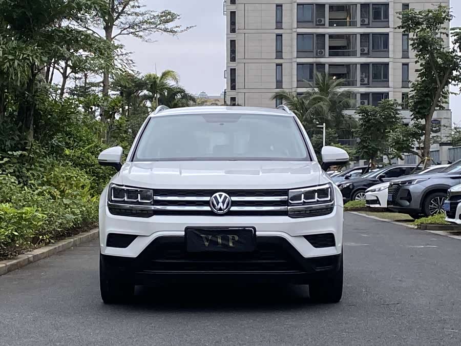 Volkswagen Tharu 2018 immagine di auto #3