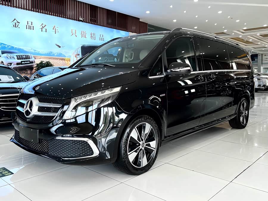 Mercedes-Benz V Class 2023 immagine di auto #3