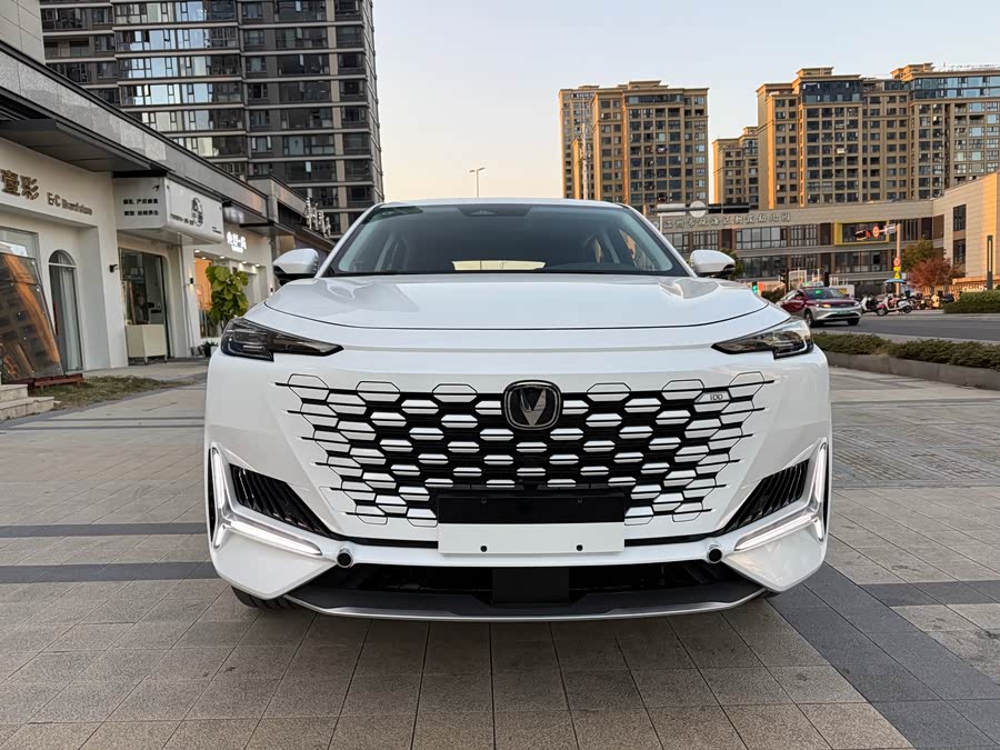 Changan UNI-K iDD 2025 immagine di auto #3