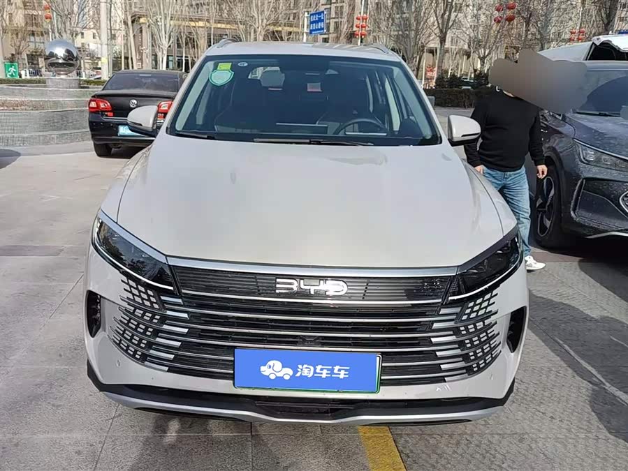 BYD Sea Lion 05 DM-i 2025 car image #3