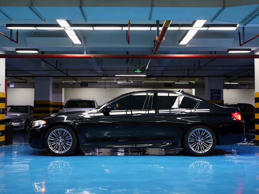 BMW M5 2013 #3 BMW M5 2013 car image #3