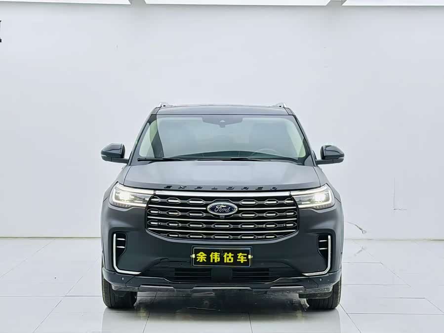 Ford Explorer 2023 car image #3