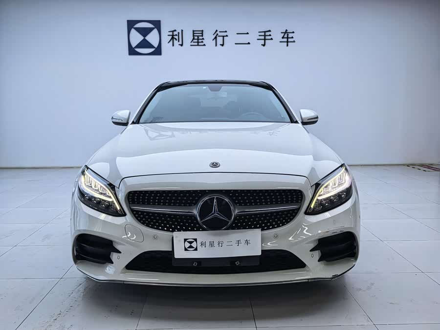 Mercedes-Benz C Class 2019 car image #3
