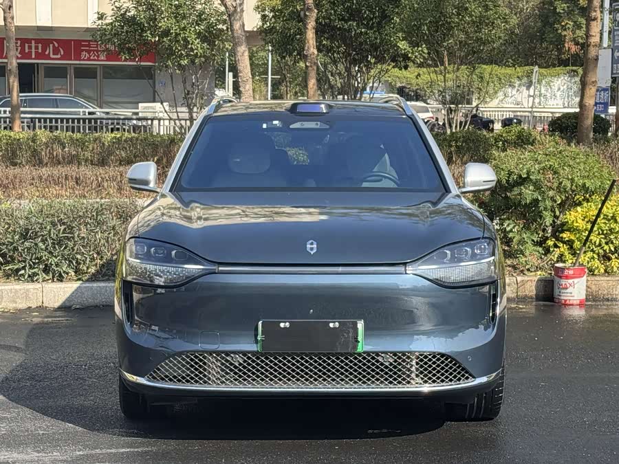 2024 car image #3