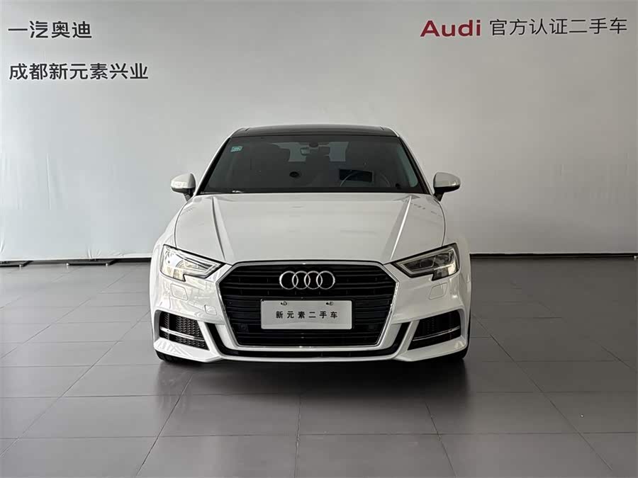 Audi A3 2019 car image #3