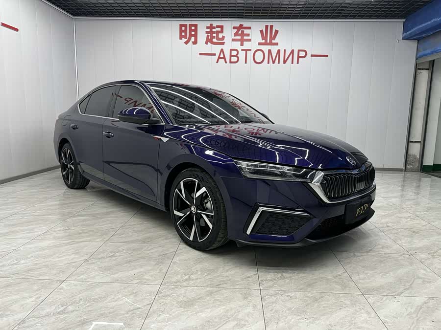 Skoda Octavia 2021 car image #3