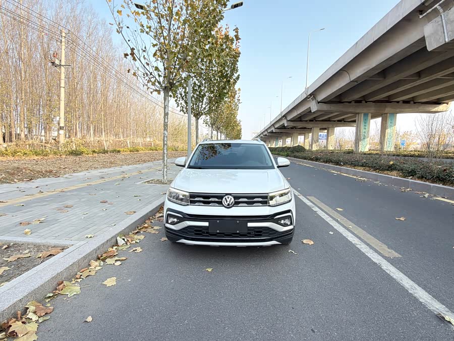 Volkswagen T-Cross 2020 car image #3