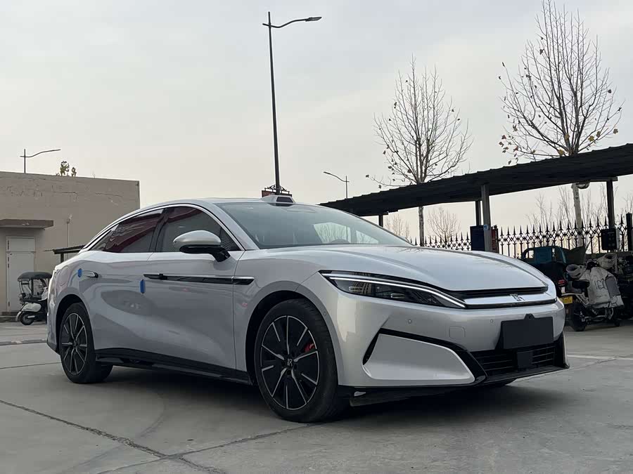 BYD HanL 2025 صورة سيارة #3