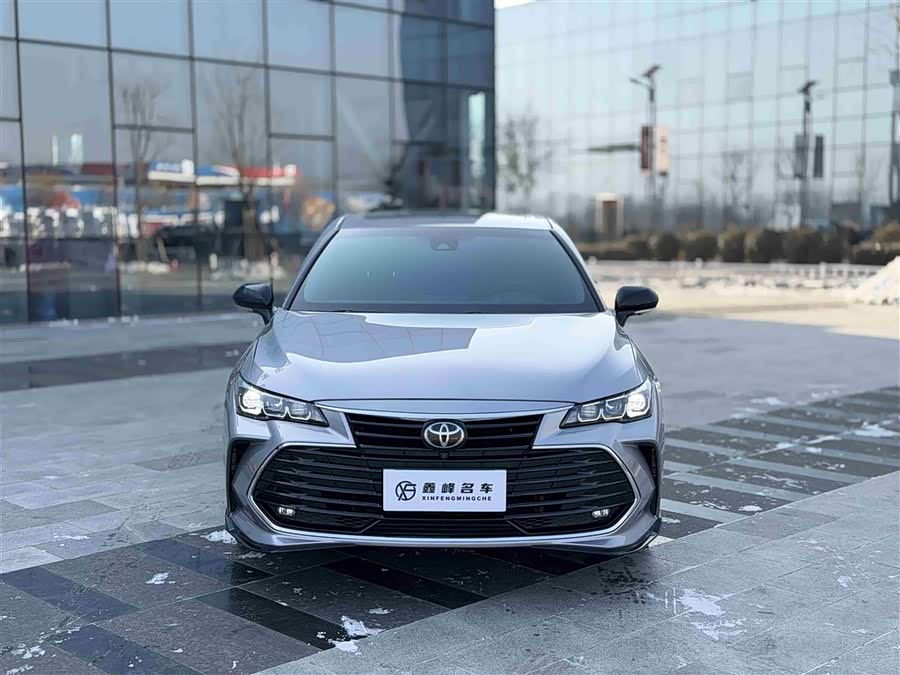 Toyota Avalon 2021 car image #3