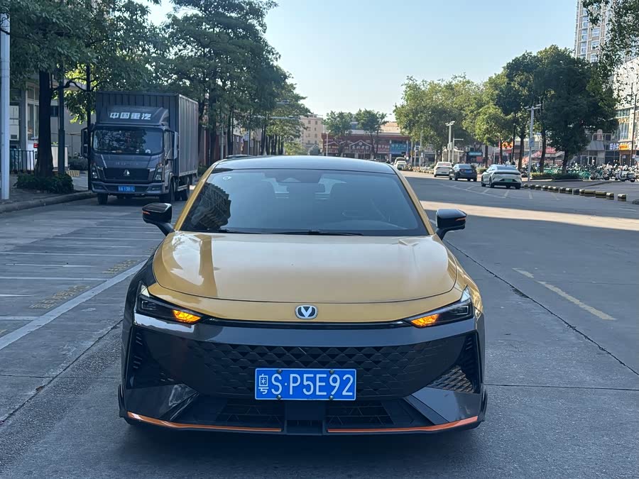 Changan UNI-V 2024 car image #3