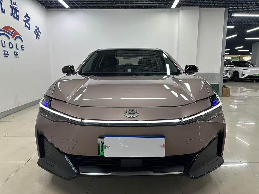 Toyota bZ3 2023 immagine di auto #3