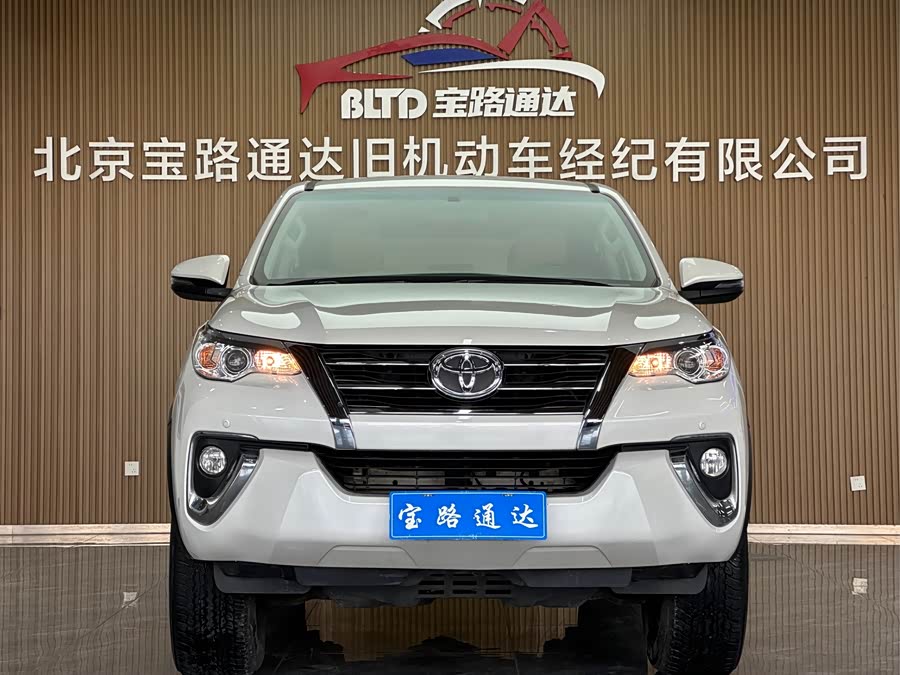 Toyota Fortuner 2017 #3 Toyota Fortuner 2017 immagine di auto #3