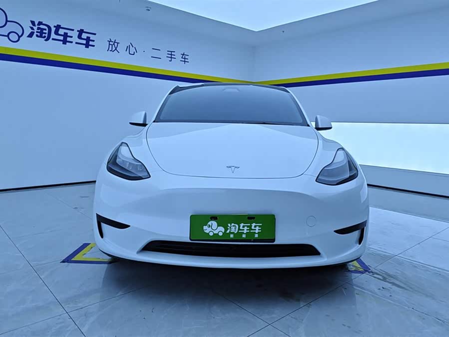 Tesla Model Y 2024 car image #3