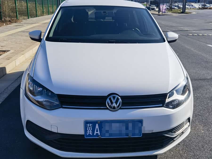 Volkswagen Polo 2019 car image #3