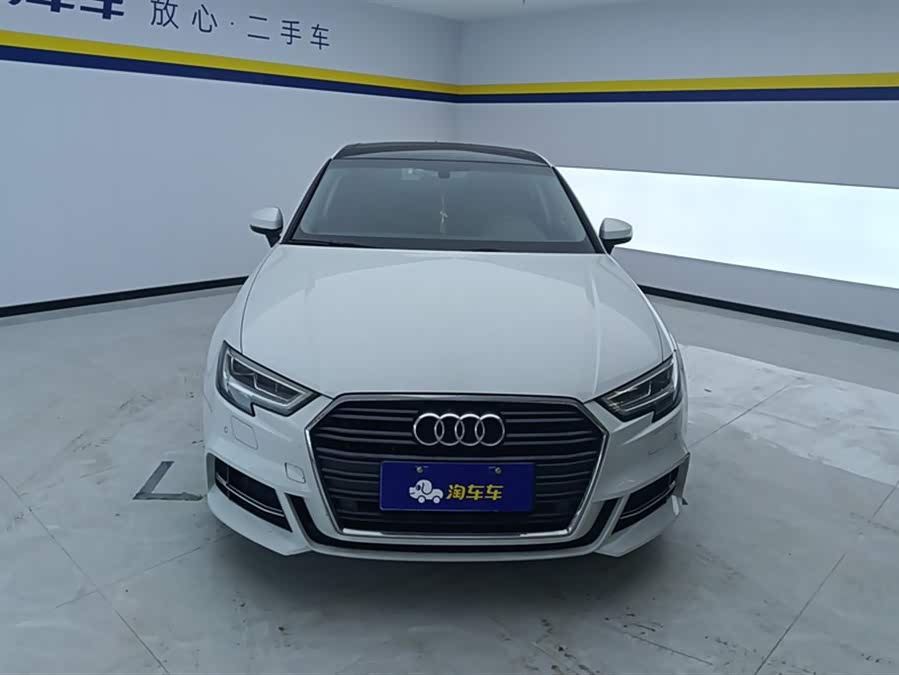Audi A3 2019 car image #3