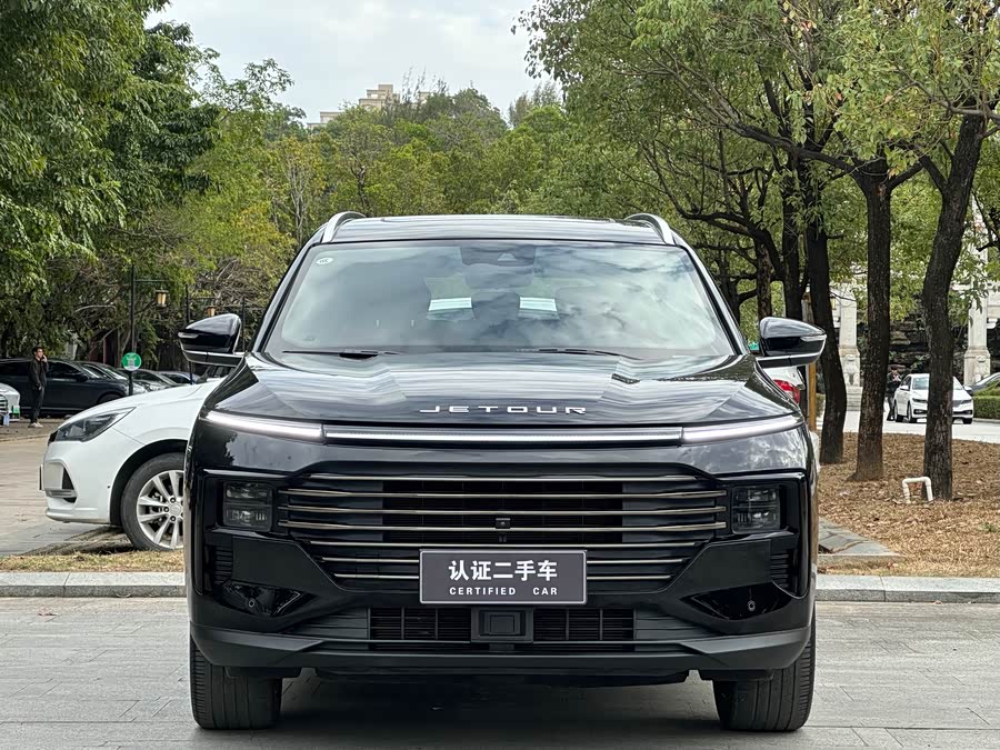 Jetour X70 PLUS 2024 car image #3